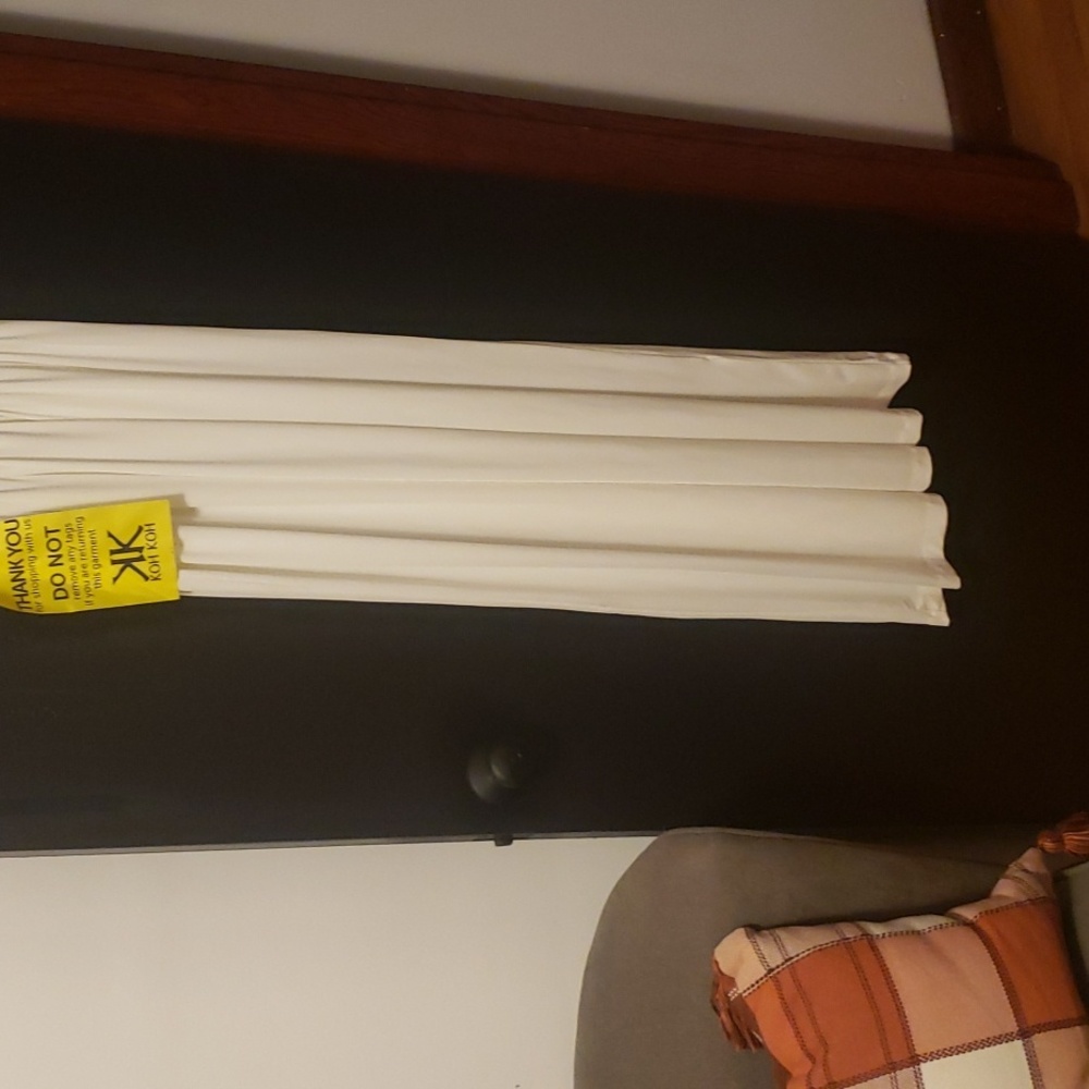 Dress - Picture 2 of 4